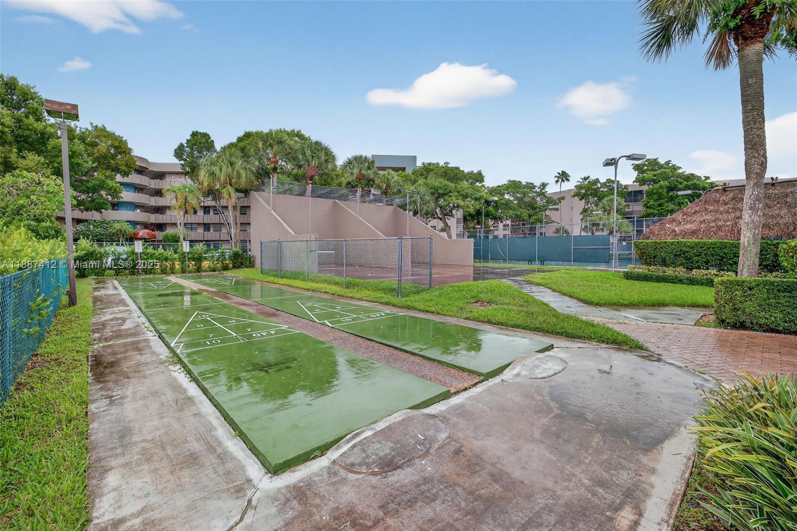 COLONY POINT 3 CONDO - Residential