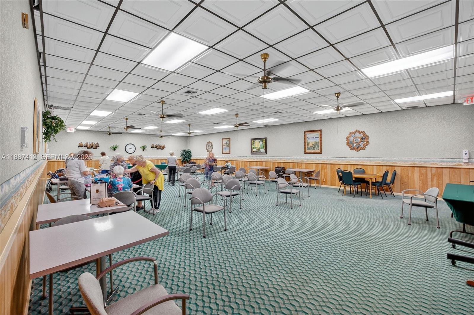 COLONY POINT 3 CONDO - Residential