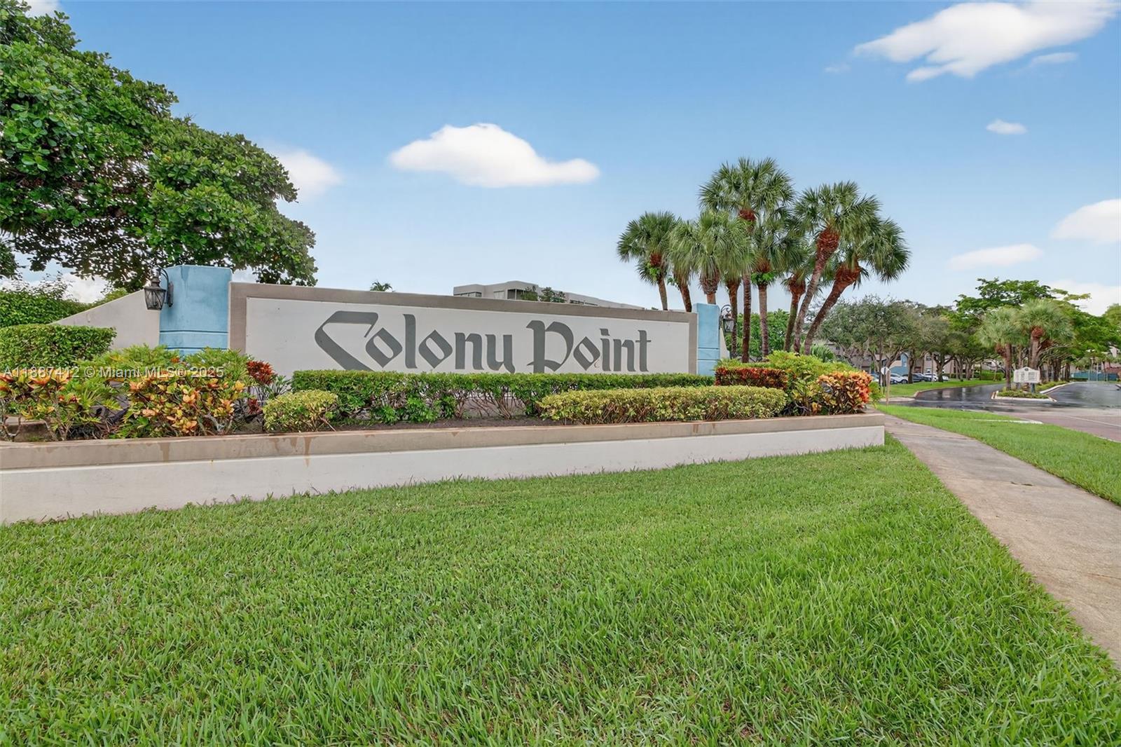 COLONY POINT 3 CONDO - Residential