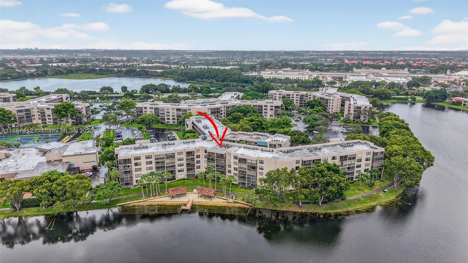 COLONY POINT 3 CONDO - Residential