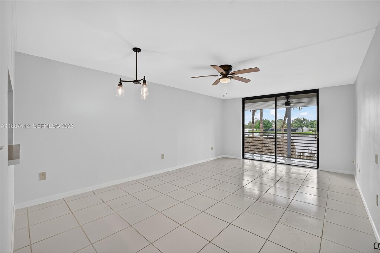 COLONY POINT 3 CONDO - Residential