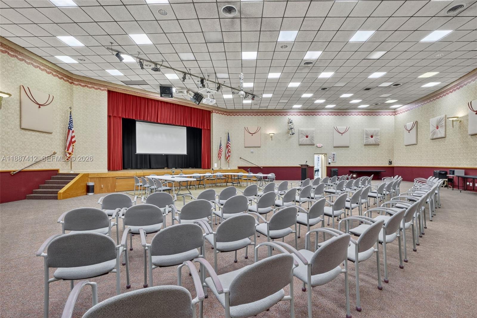 COLONY POINT 3 CONDO - Residential