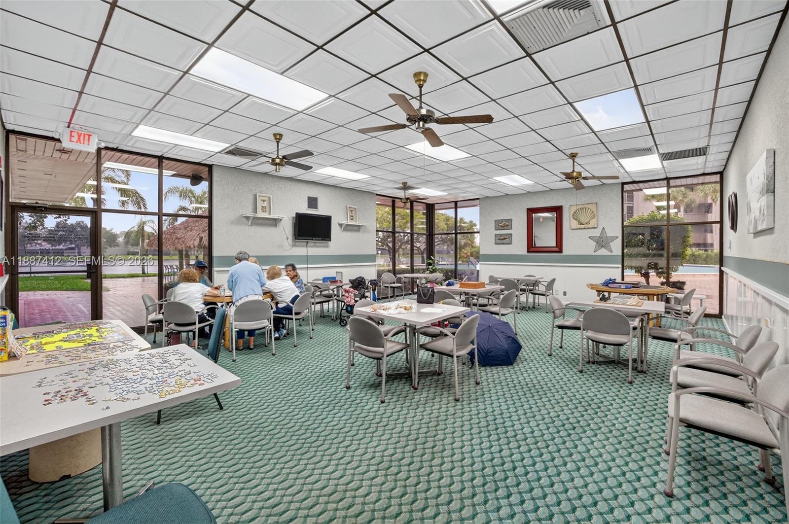 COLONY POINT 3 CONDO - Residential