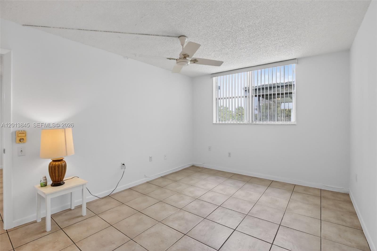 LIME BAY CONDOMINIUM 4 - Residential