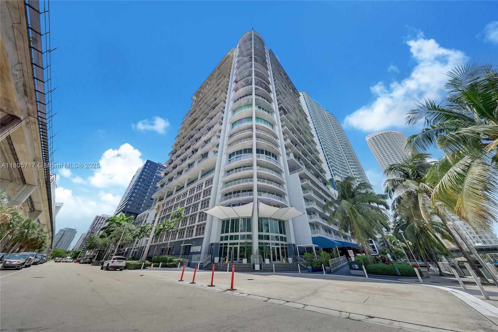690 SW 1st Ct 2109