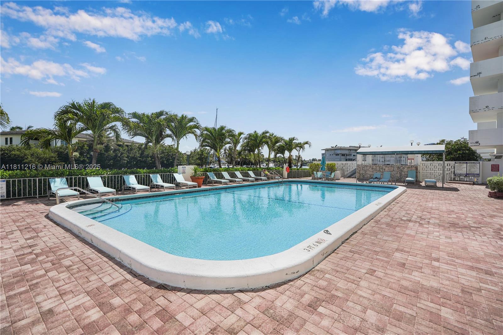 OCEAN VIEW TOWERS CONDO - Residential