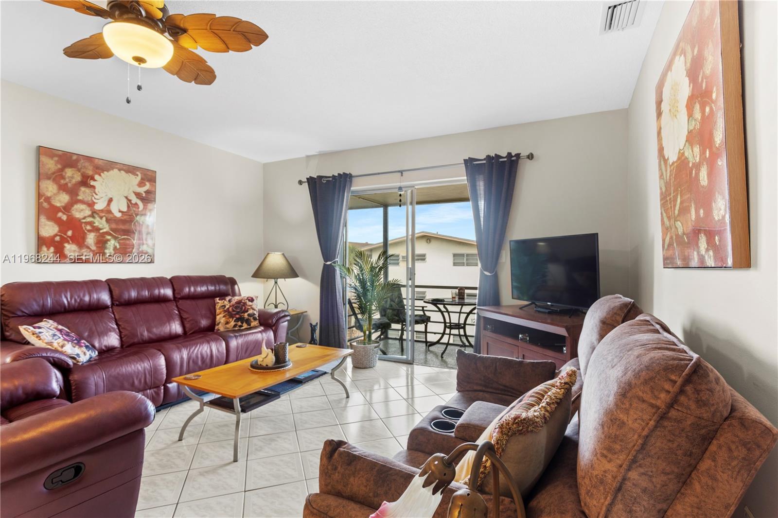 MAR-LEN GARDENS NO 11 COR - Residential