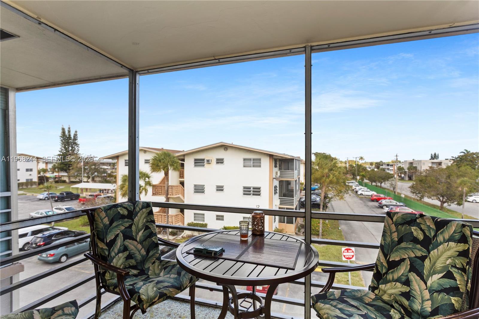 MAR-LEN GARDENS NO 11 COR - Residential