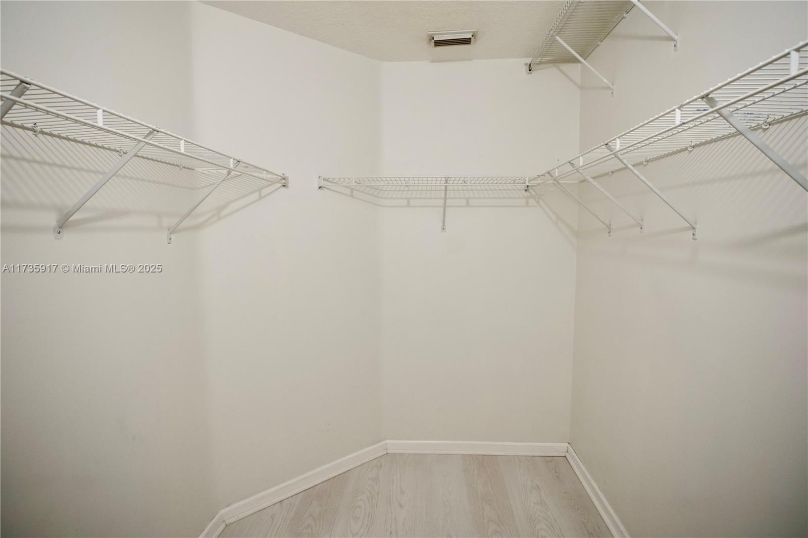 REPLAT OF PORTION OF M P - Residential