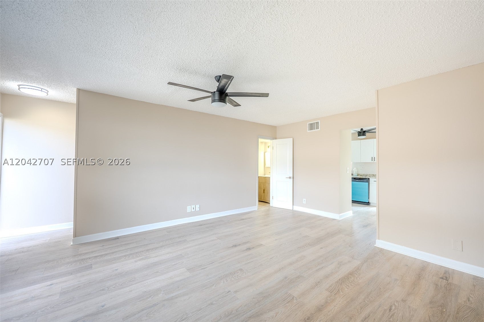 7501 Kimberly Blvd 116