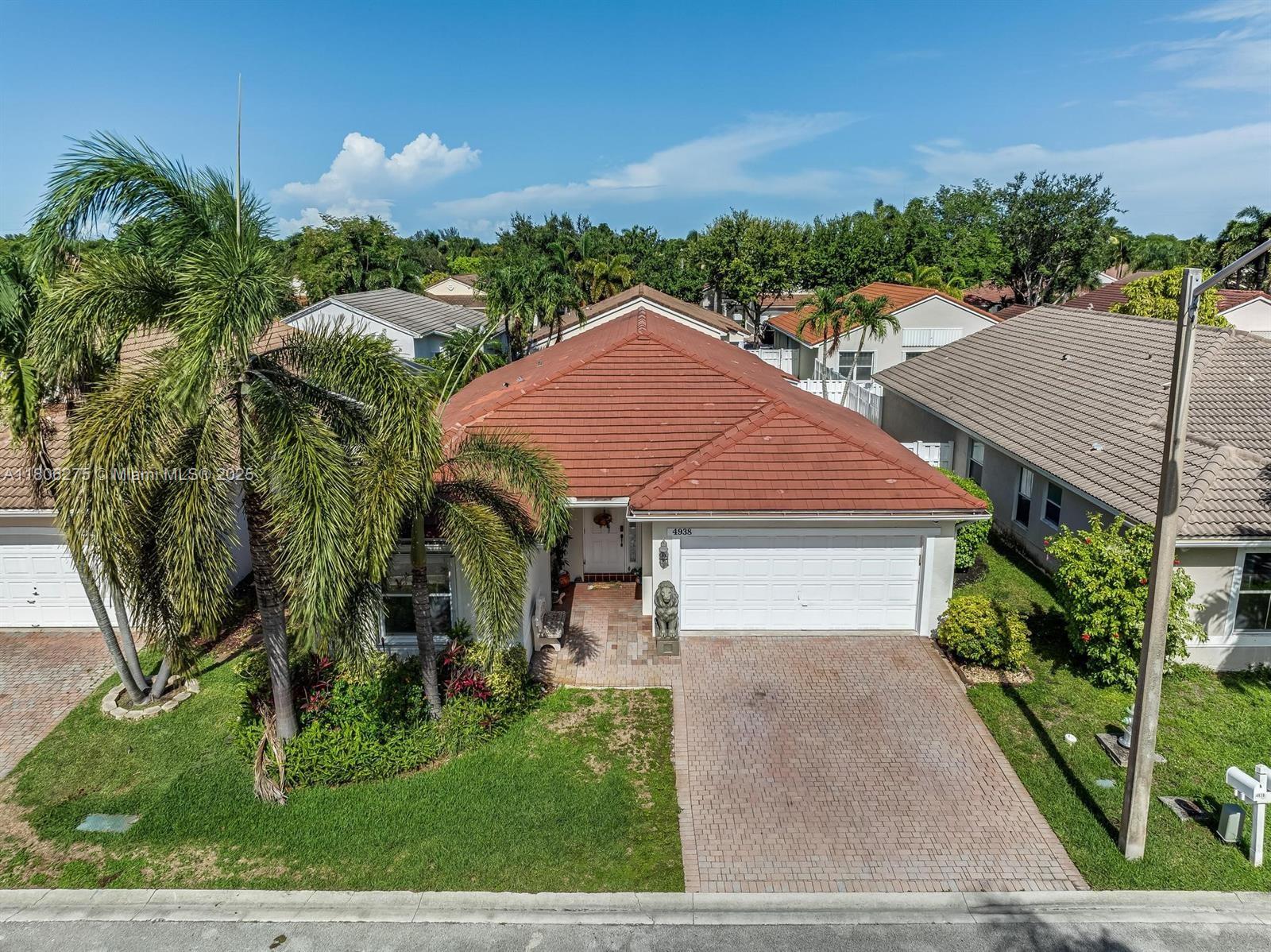 Rental Property at 4938 Sw 33rd Way, Hollywood, Broward County, Florida - Bedrooms: 3 
Bathrooms: 2  - $4,500 MO.