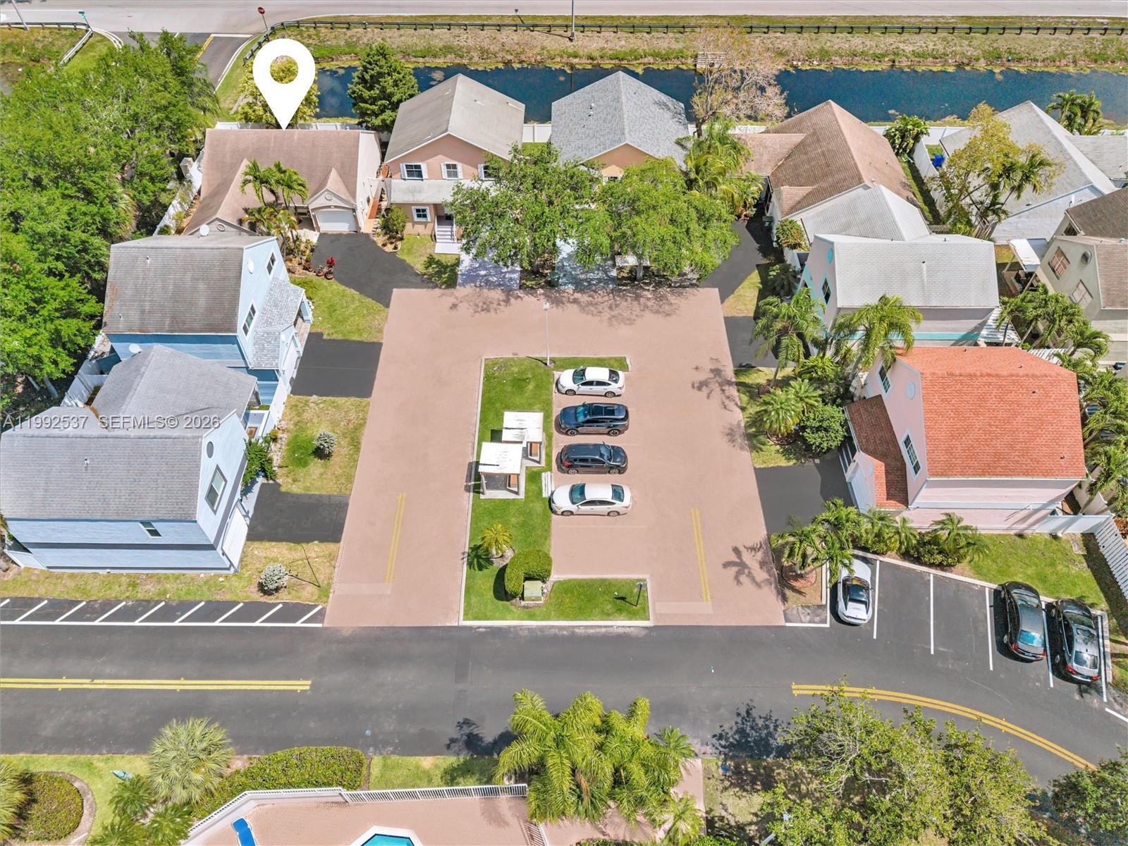 CORAL LAKES - Residential