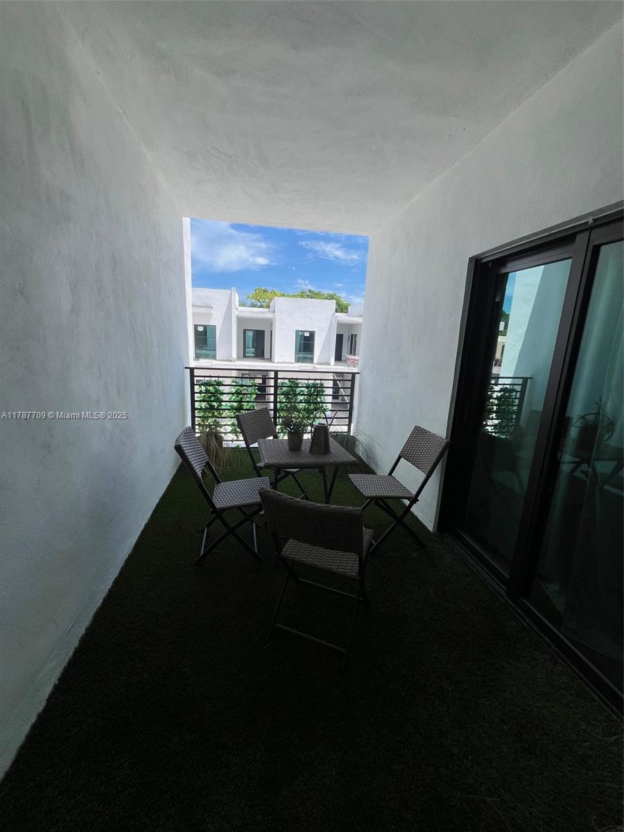 Hollytown Condo - Residential Lease