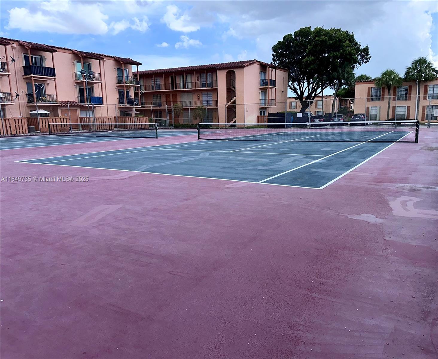 CYPRESS VILLAGE CONDO - Residential Lease