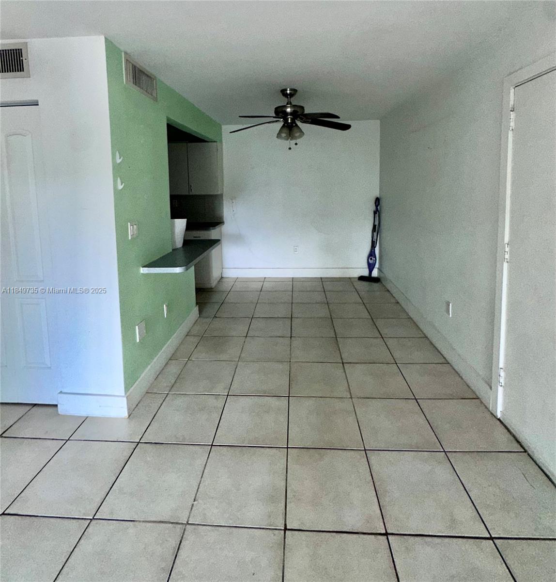 CYPRESS VILLAGE CONDO - Residential Lease