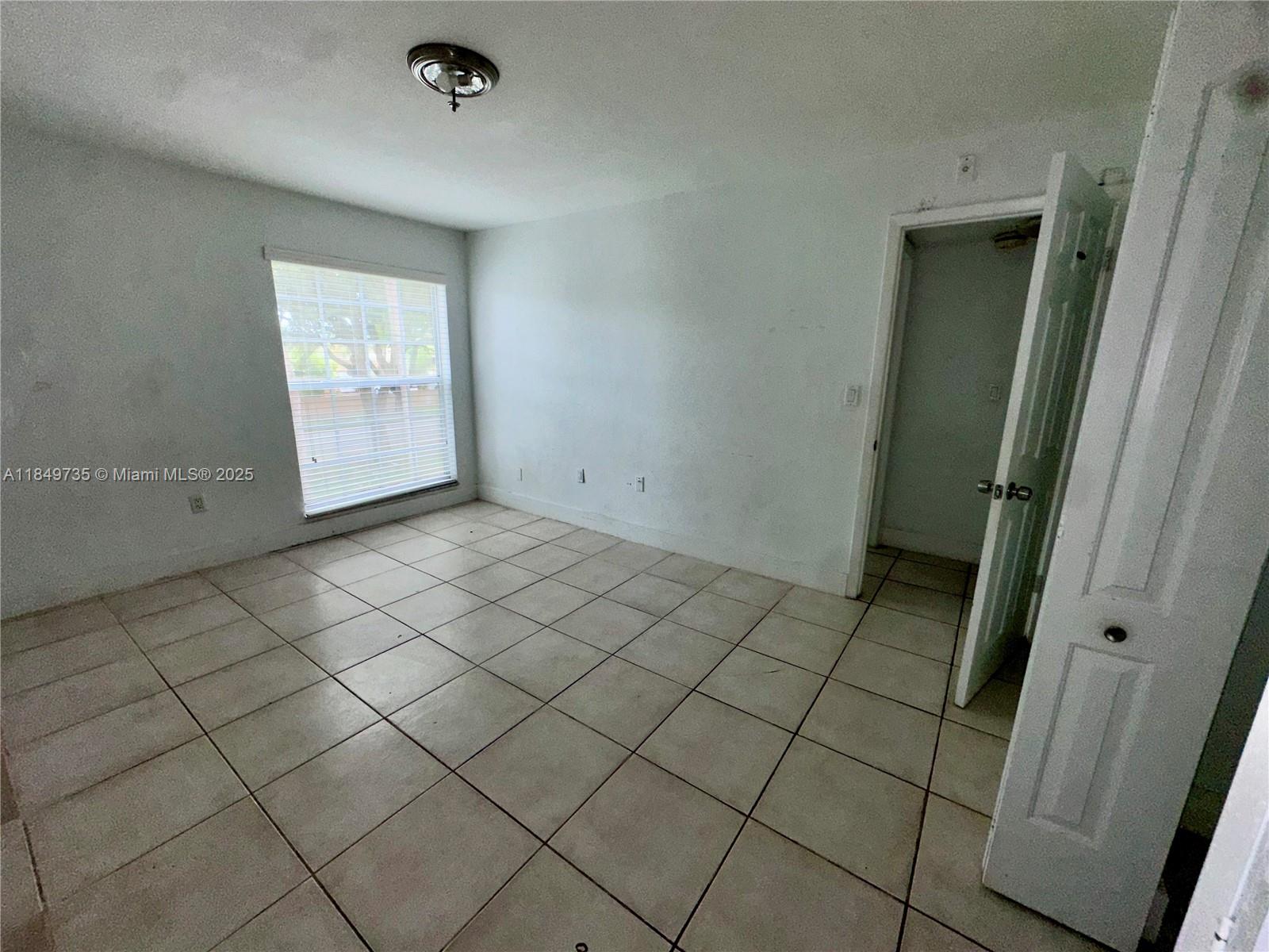 CYPRESS VILLAGE CONDO - Residential Lease