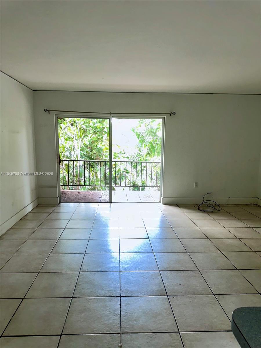 CYPRESS VILLAGE CONDO - Residential Lease