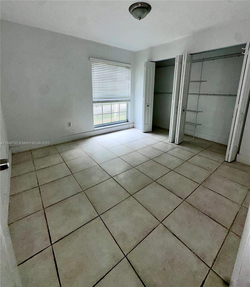 CYPRESS VILLAGE CONDO - Residential Lease