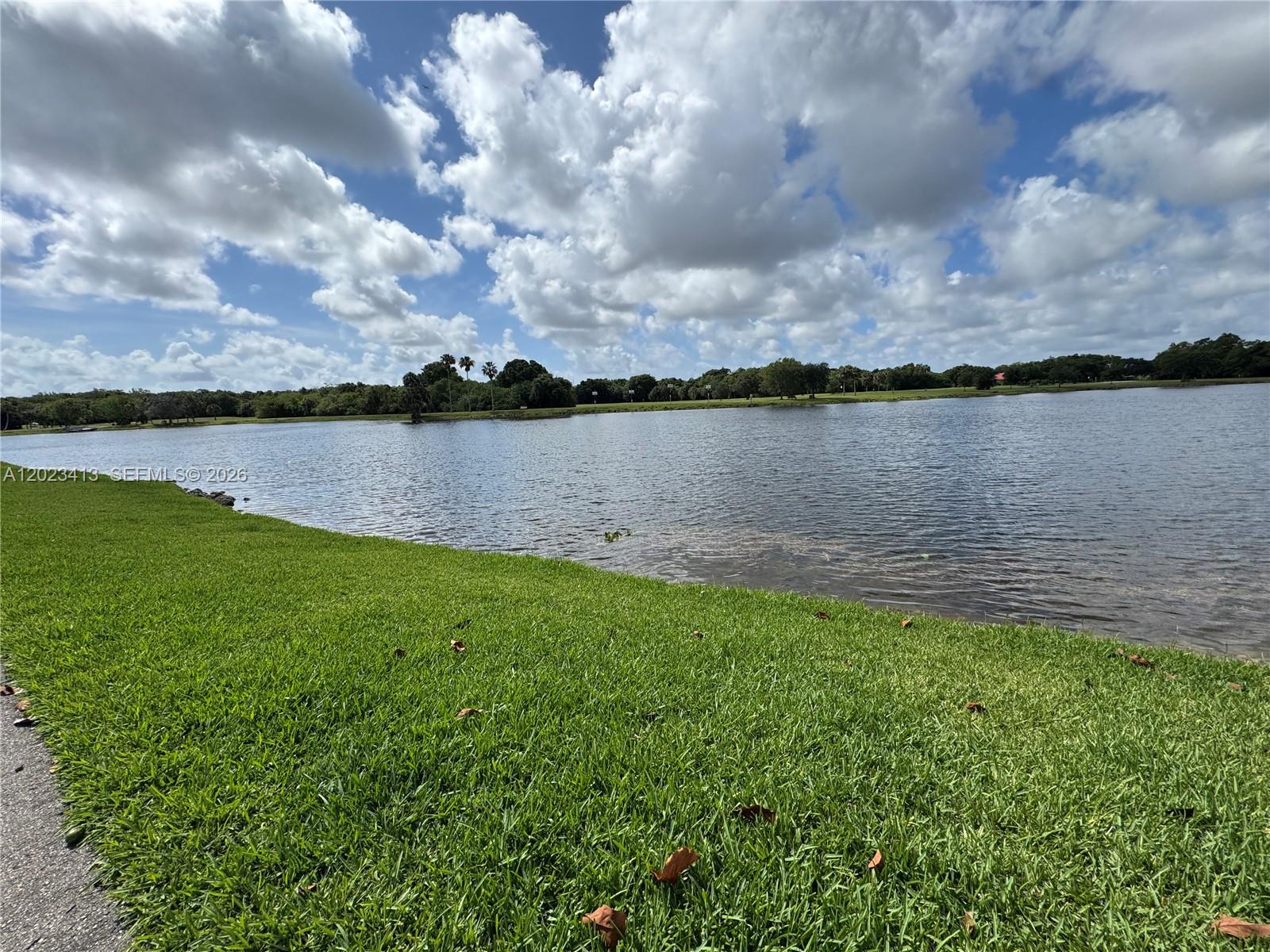 APPLEWOOD VILLAGE II-F CO - Residential