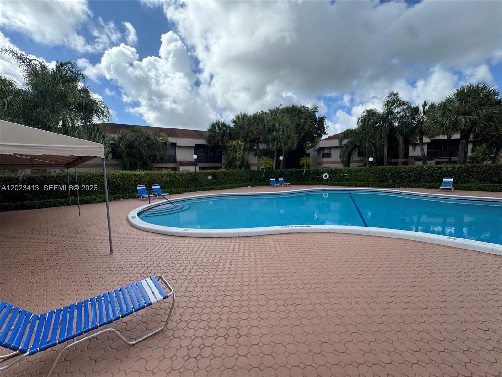 APPLEWOOD VILLAGE II-F CO - Residential