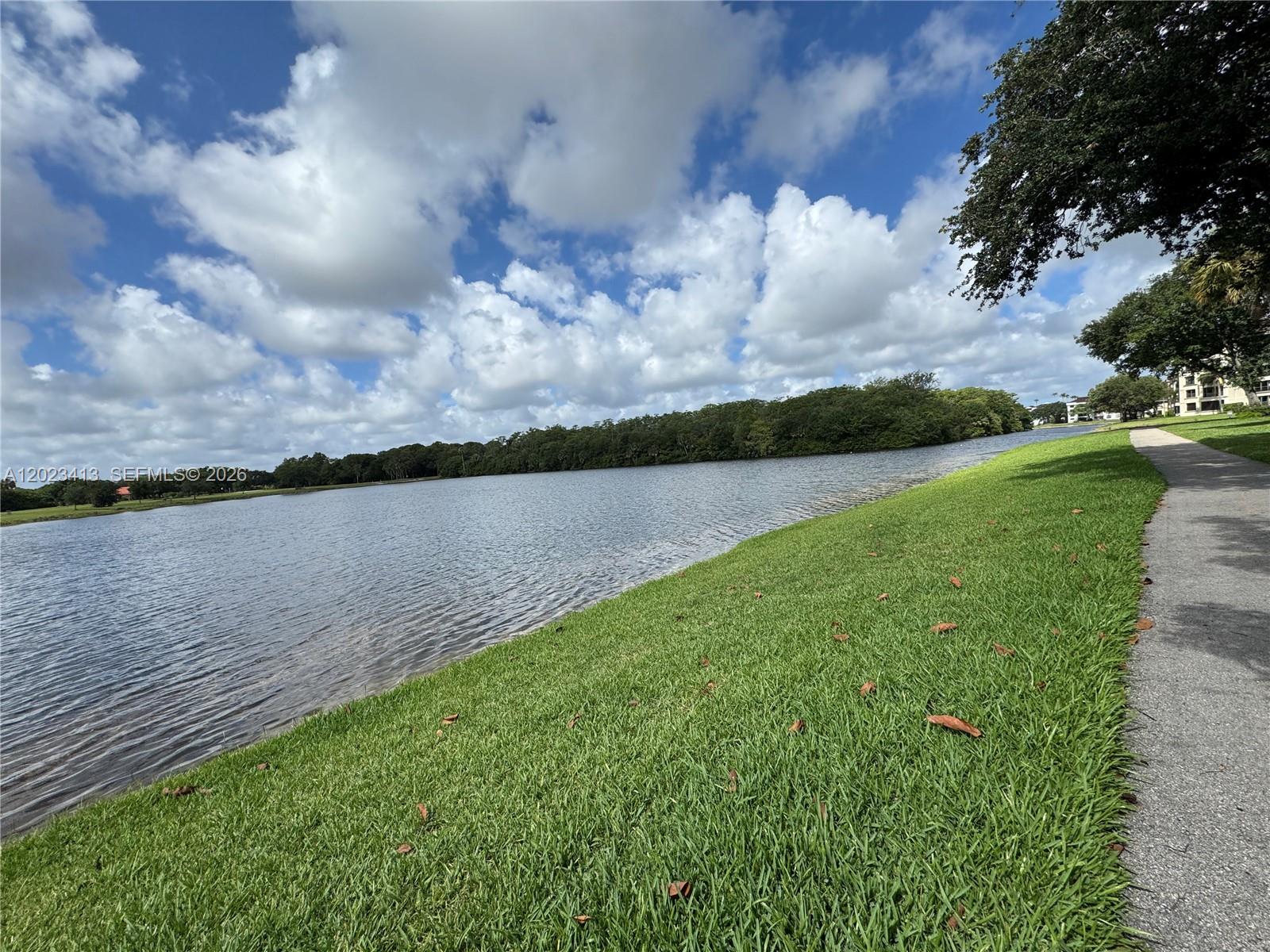 APPLEWOOD VILLAGE II-F CO - Residential