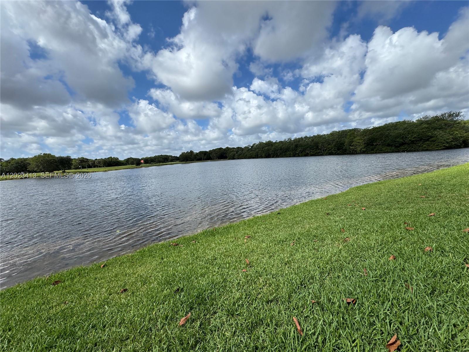 APPLEWOOD VILLAGE II-F CO - Residential