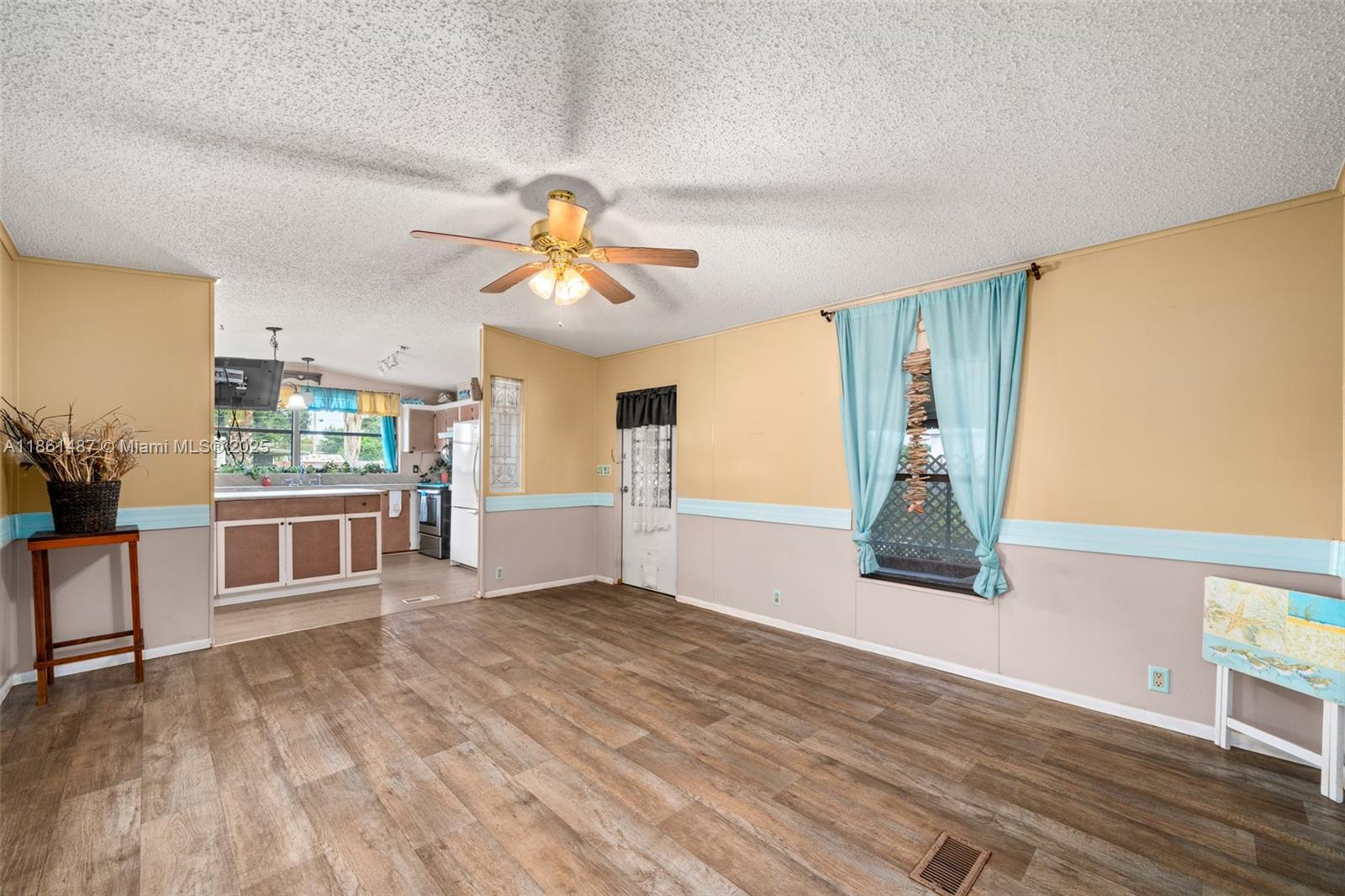 1145 Blue Jay Road