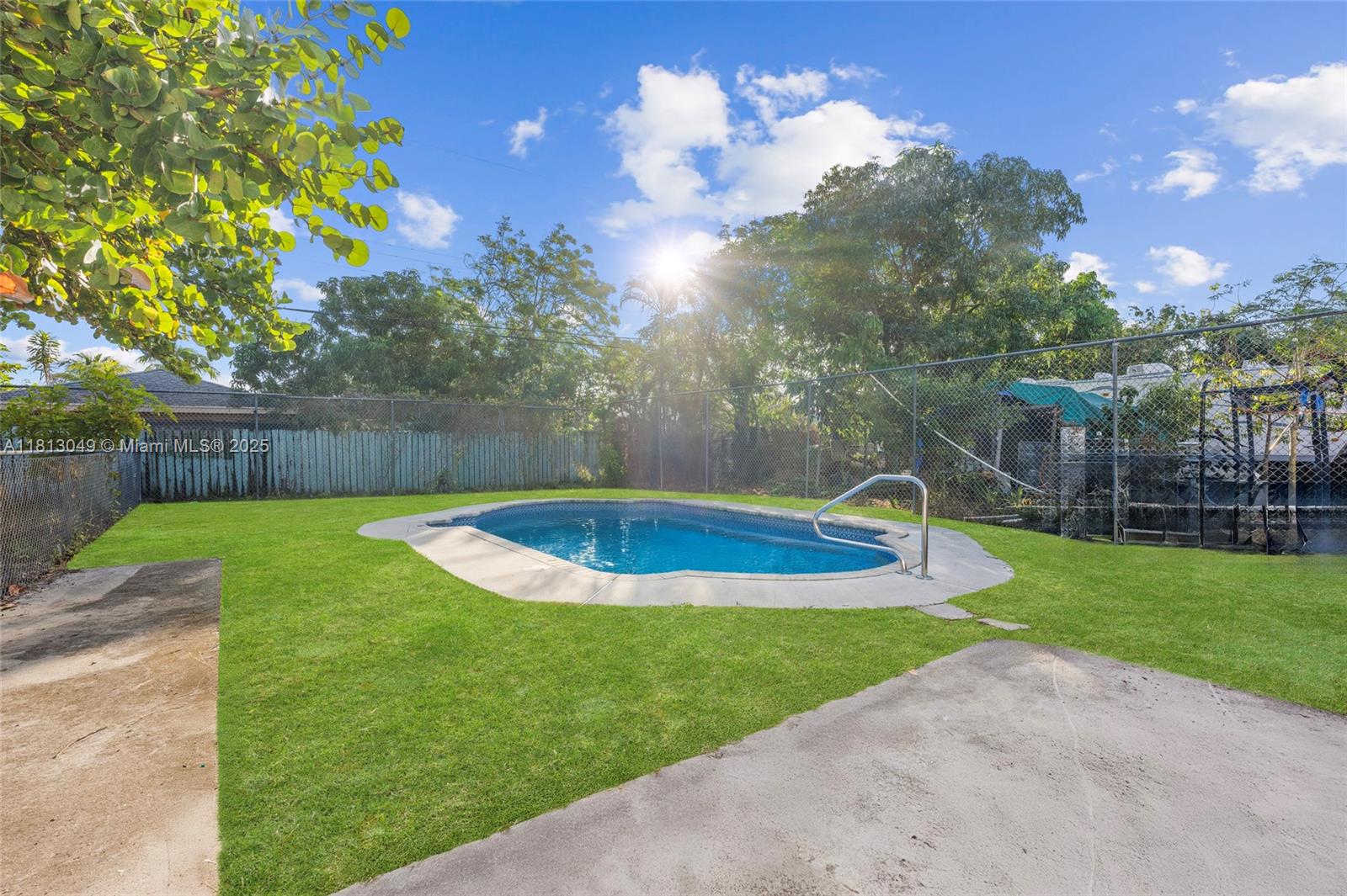LAKE WORTH TOWN OF - Residential Lease