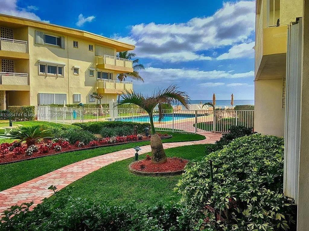 HILLSBORO IMPERIAL APTS C - Residential