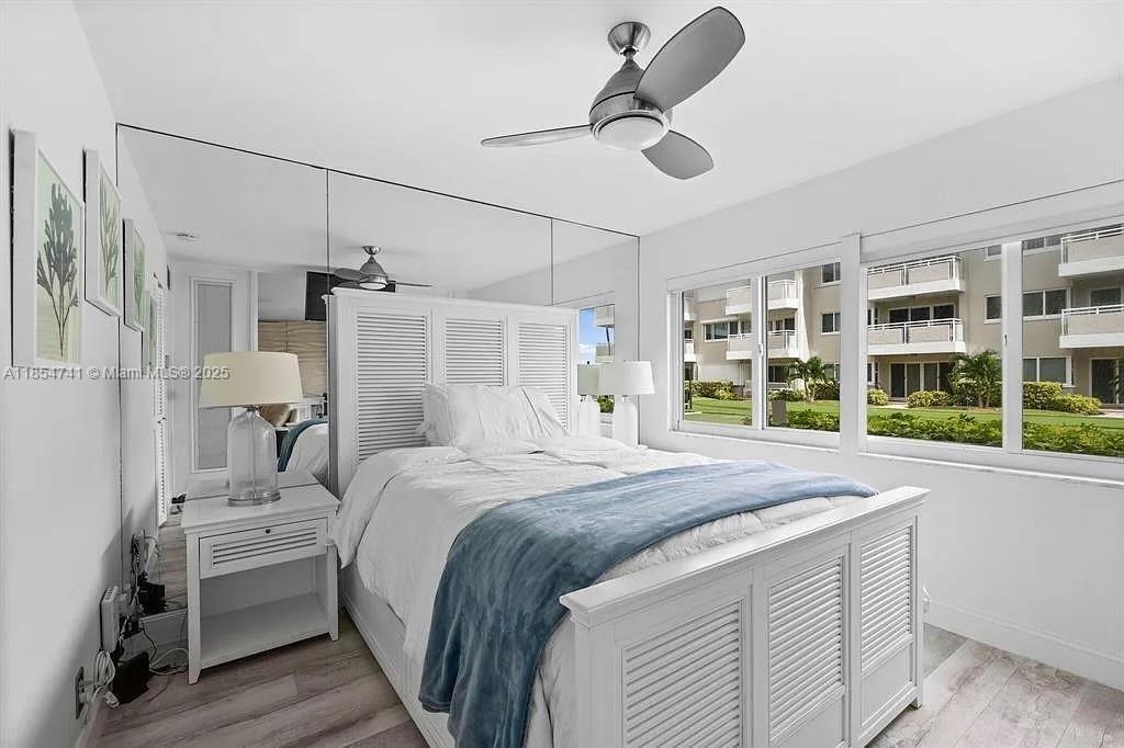 HILLSBORO IMPERIAL APTS C - Residential