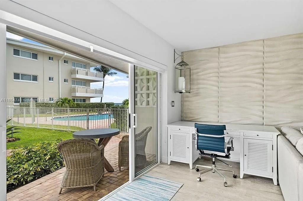 HILLSBORO IMPERIAL APTS C - Residential