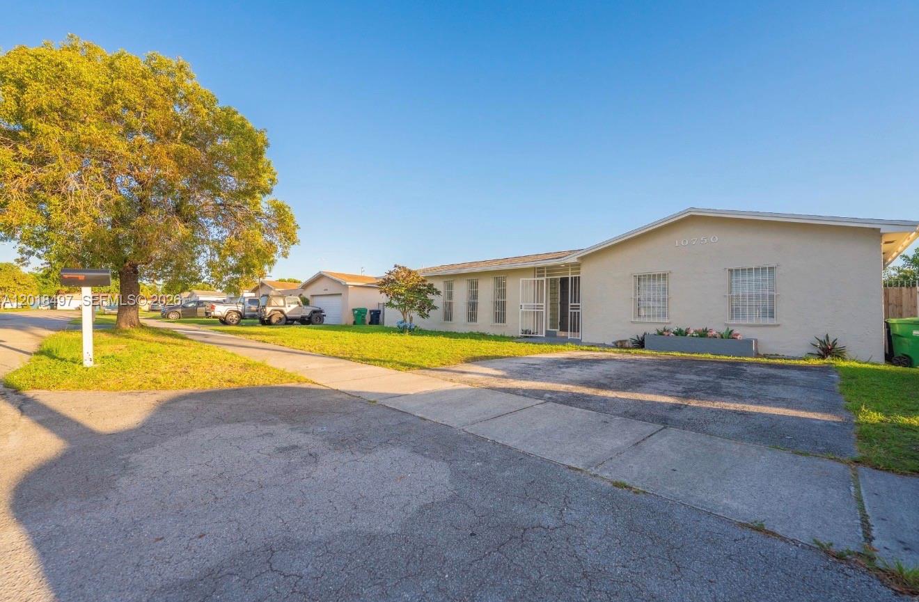 SOUTHLAND PINES - Residential