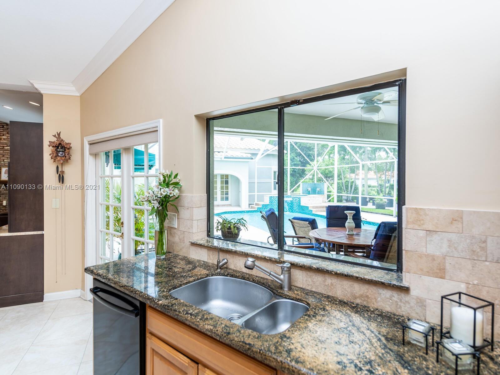 MAPLEWOOD - Residential