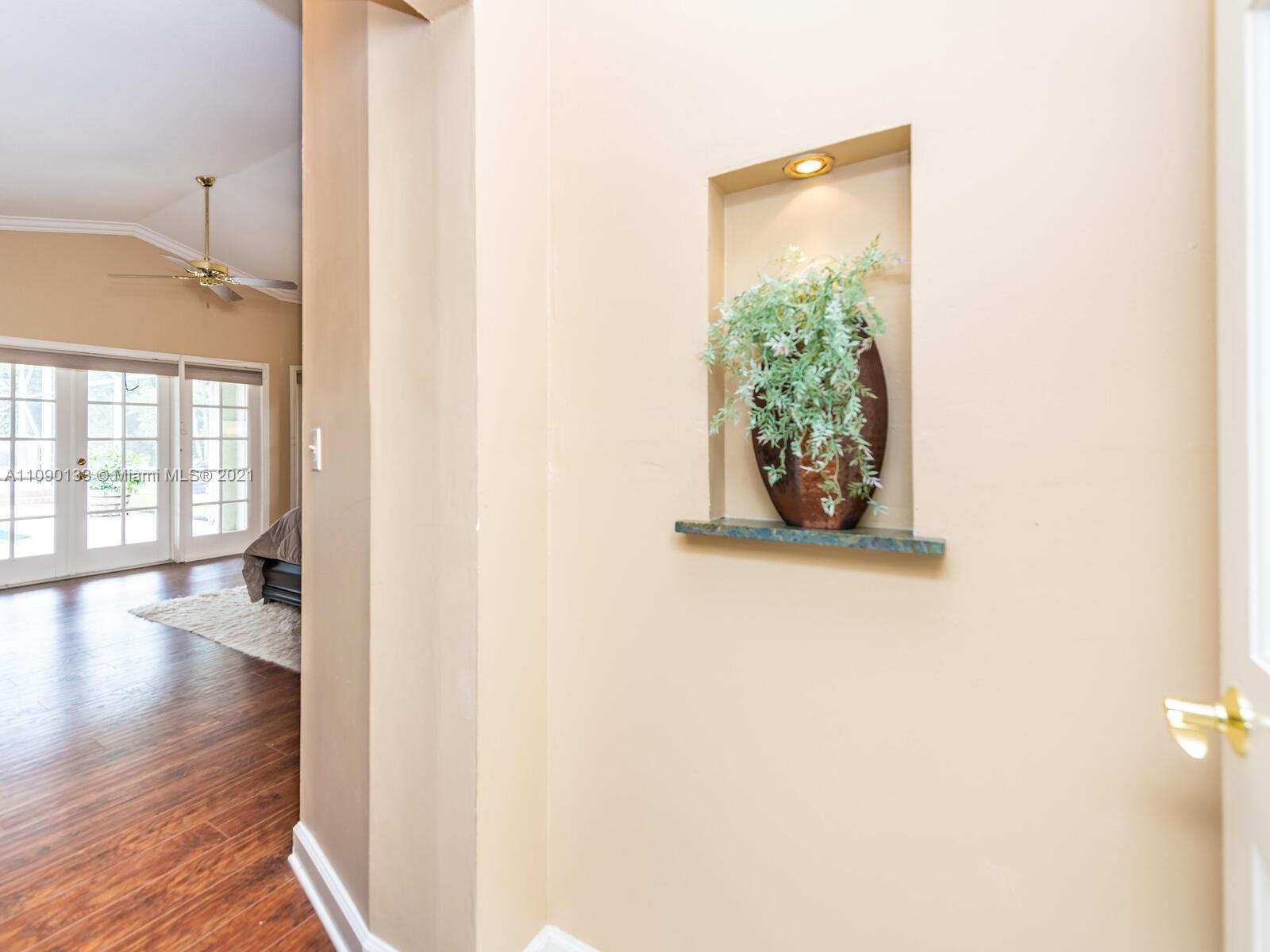 MAPLEWOOD - Residential