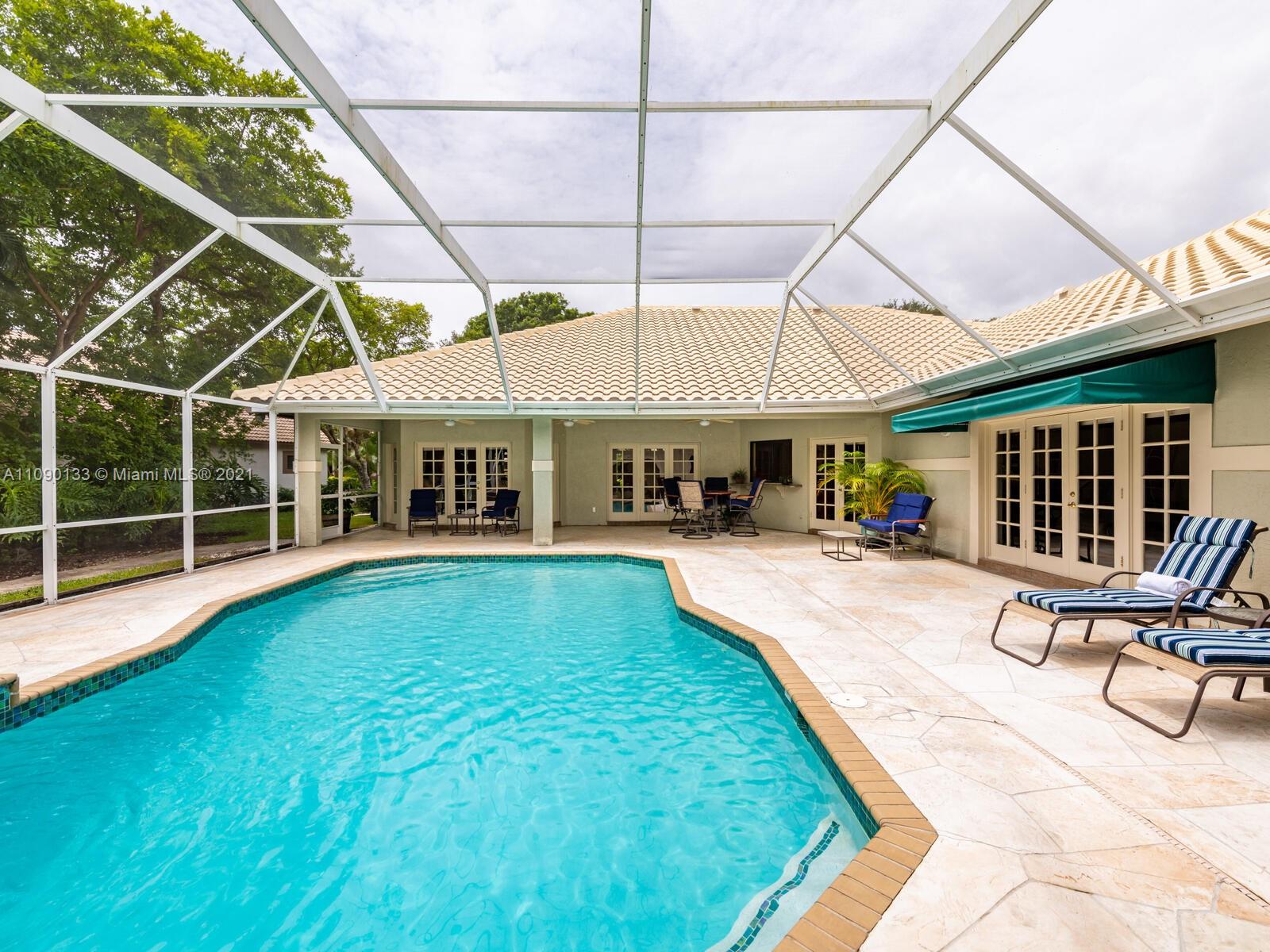 MAPLEWOOD - Residential