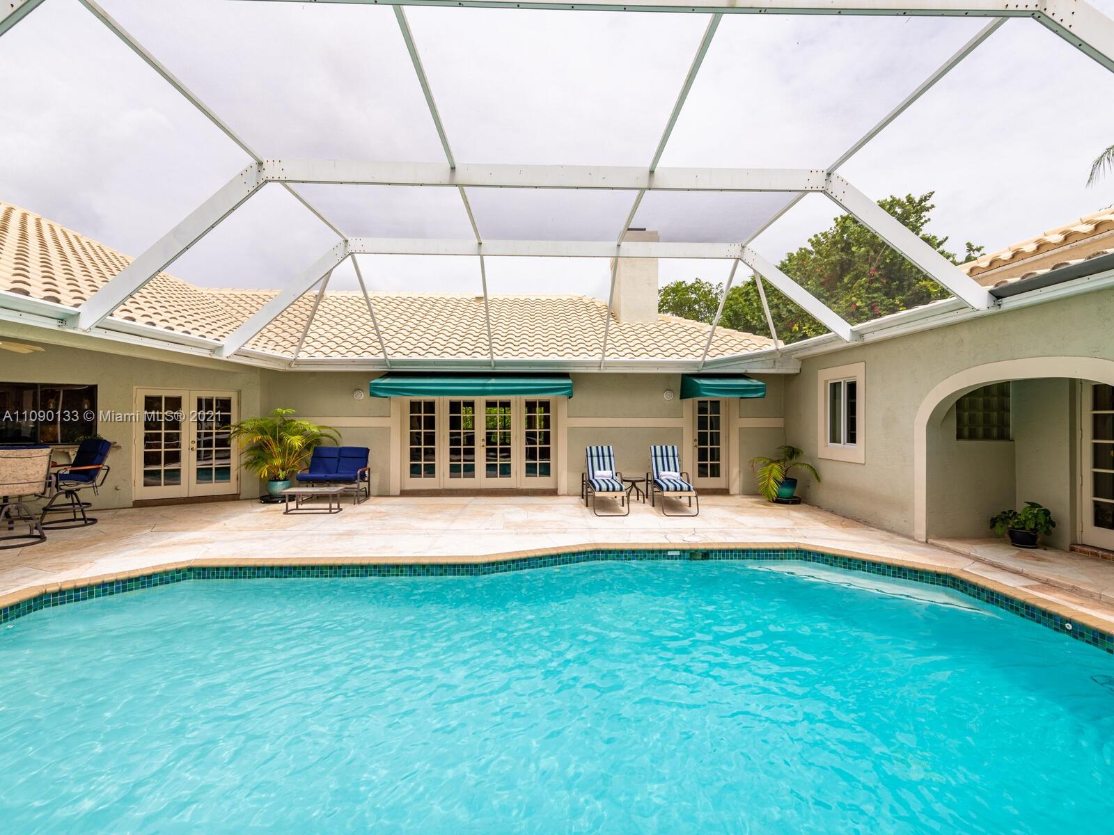 MAPLEWOOD - Residential