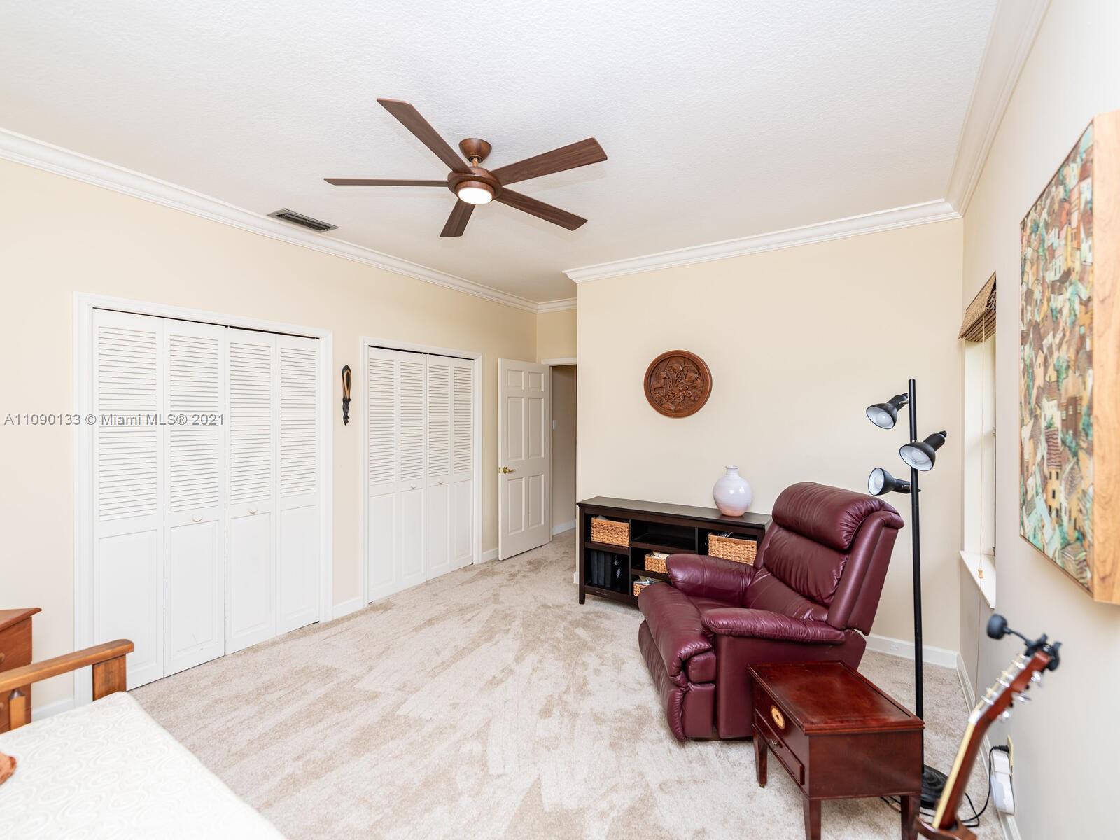 MAPLEWOOD - Residential