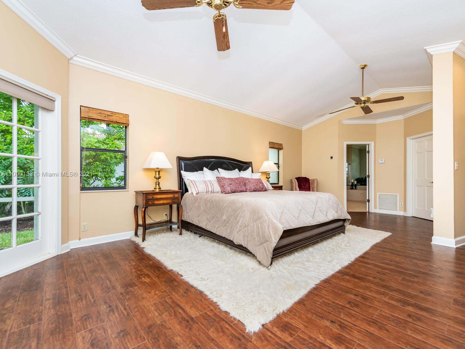 MAPLEWOOD - Residential