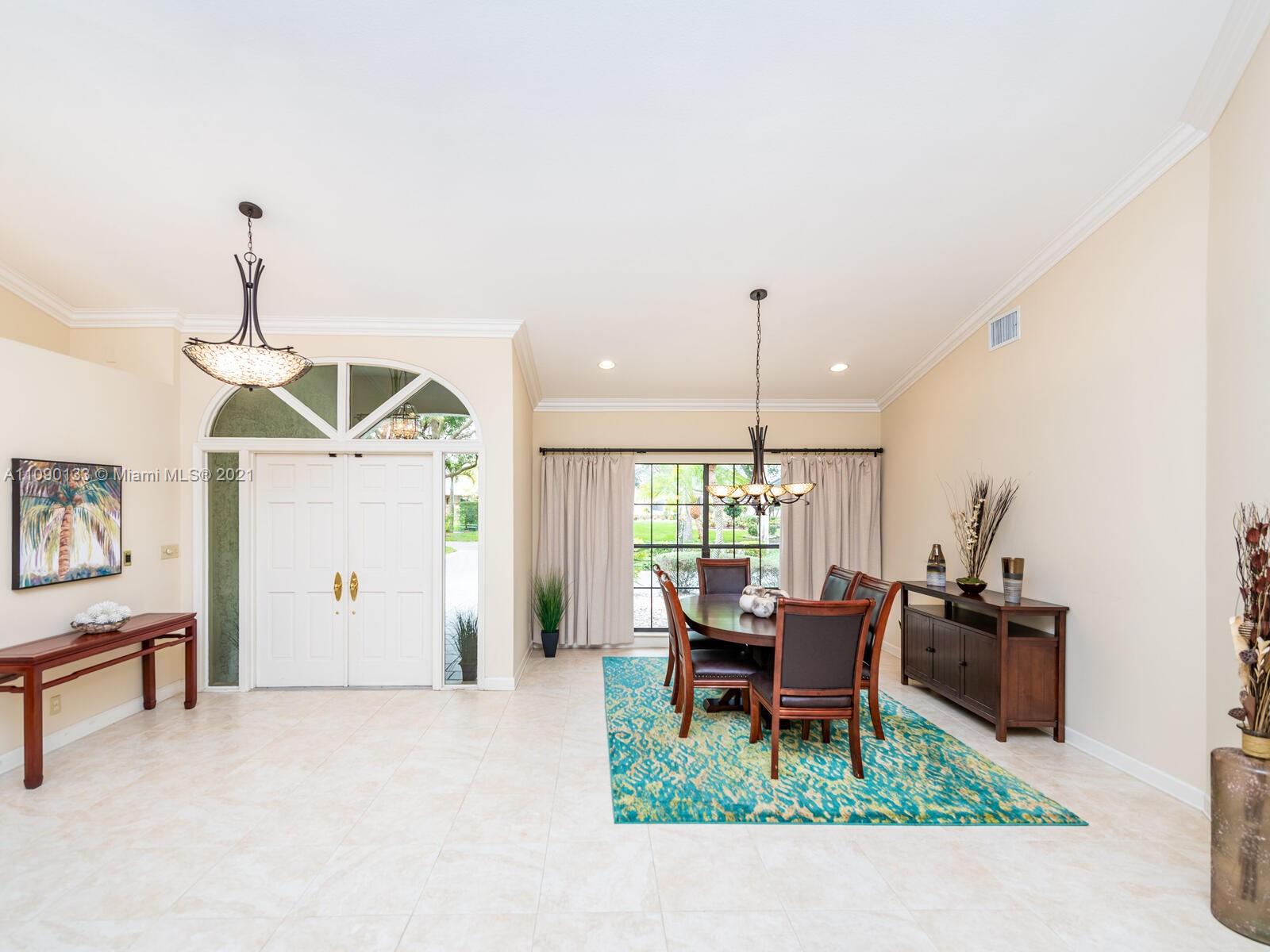 MAPLEWOOD - Residential