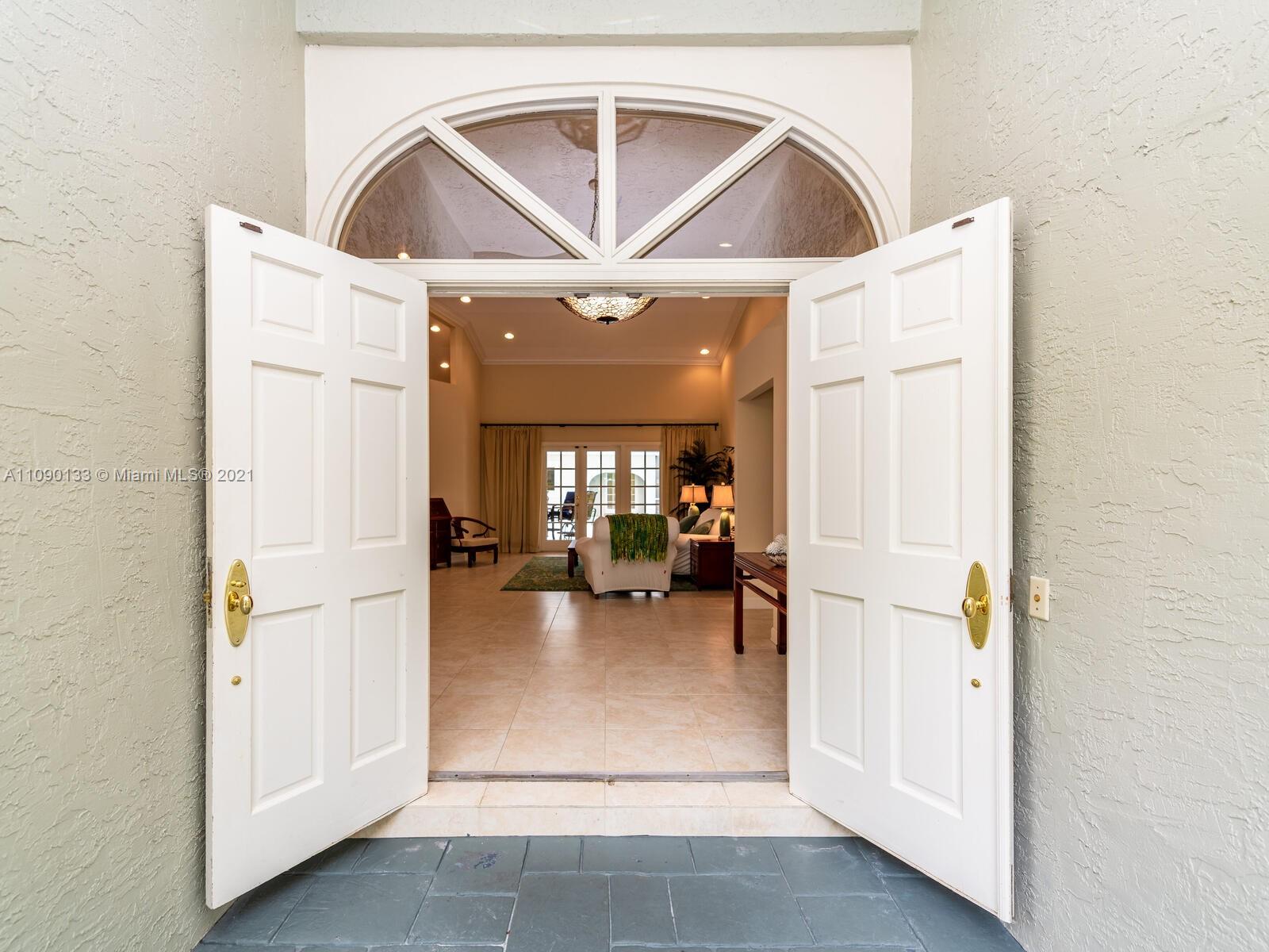 MAPLEWOOD - Residential