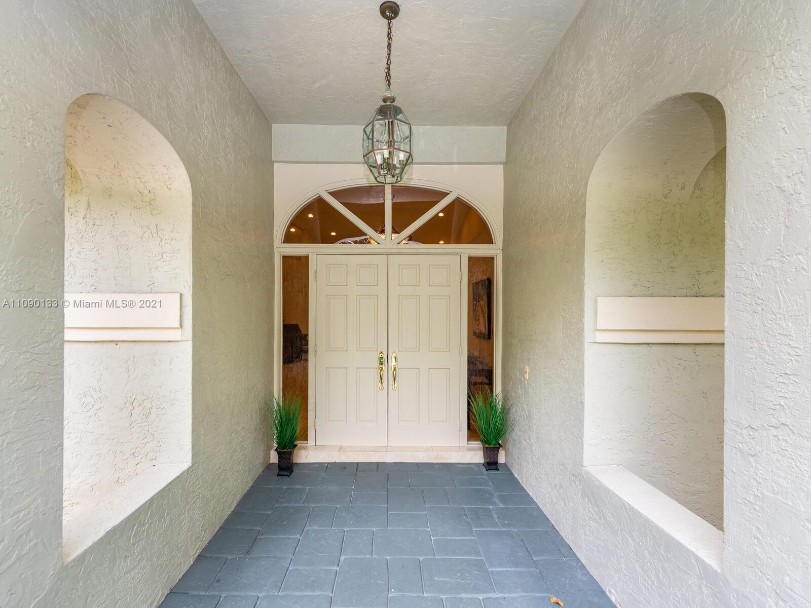 MAPLEWOOD - Residential