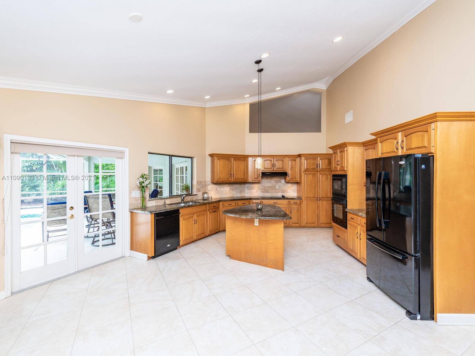 MAPLEWOOD - Residential