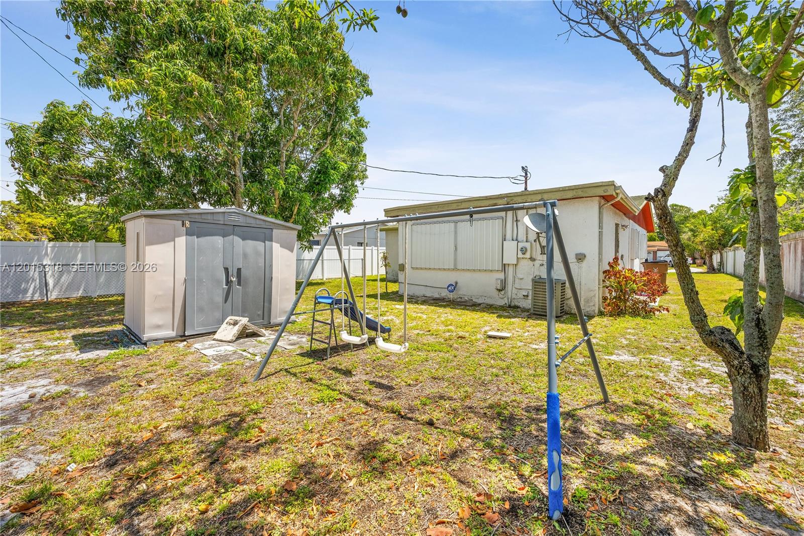 COLLEGE PARK ESTATES - Residential