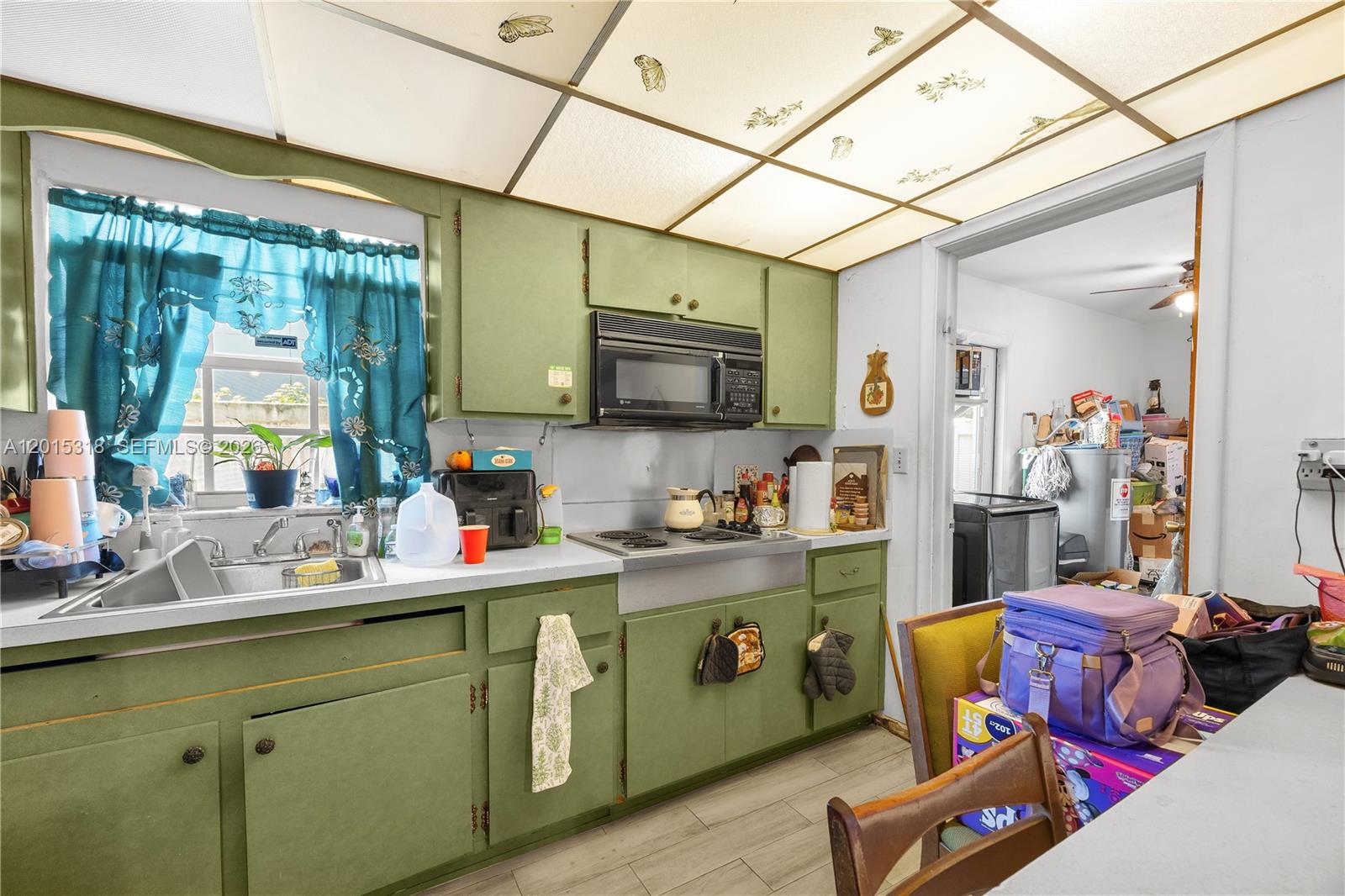 COLLEGE PARK ESTATES - Residential