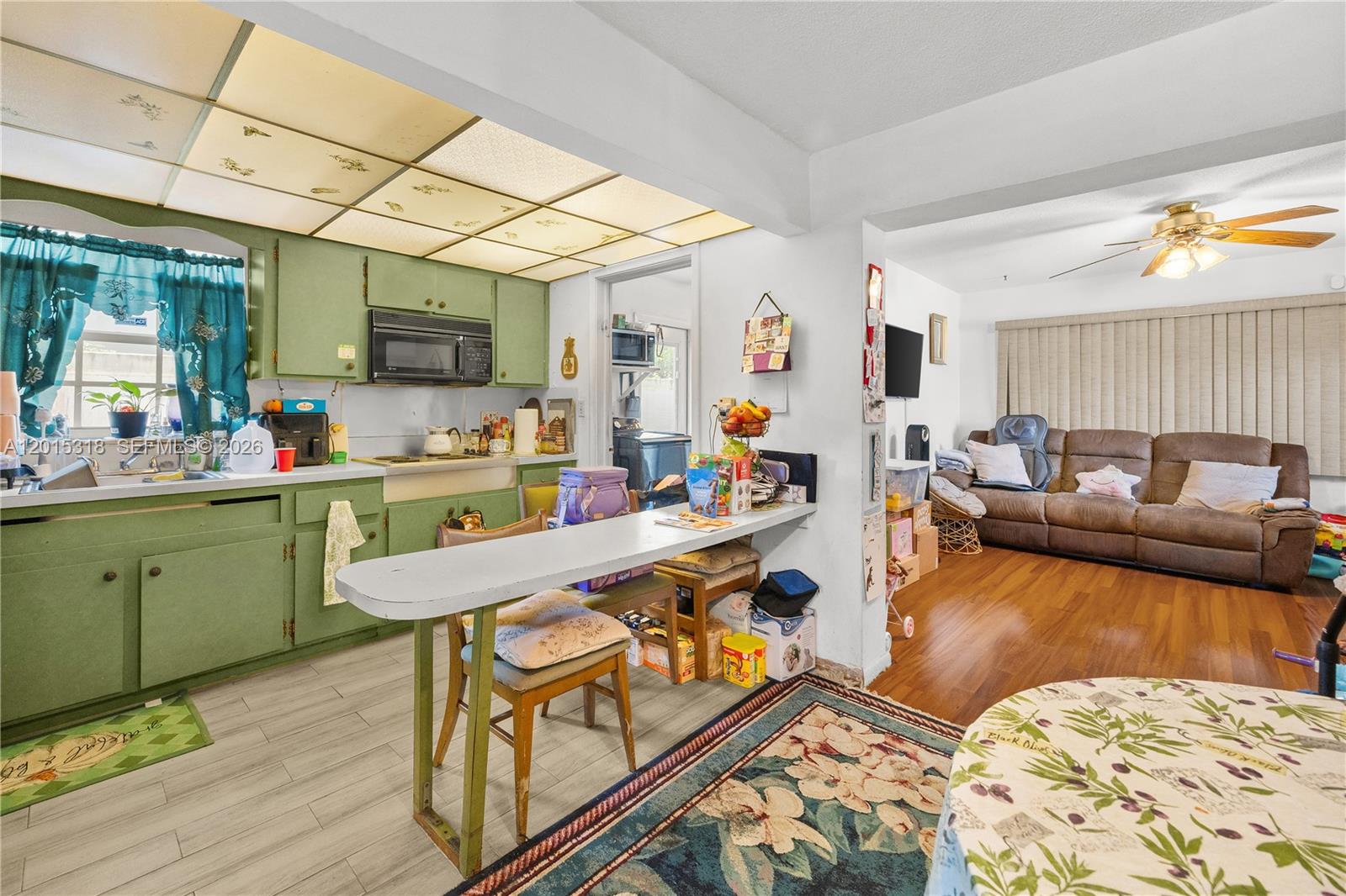 COLLEGE PARK ESTATES - Residential