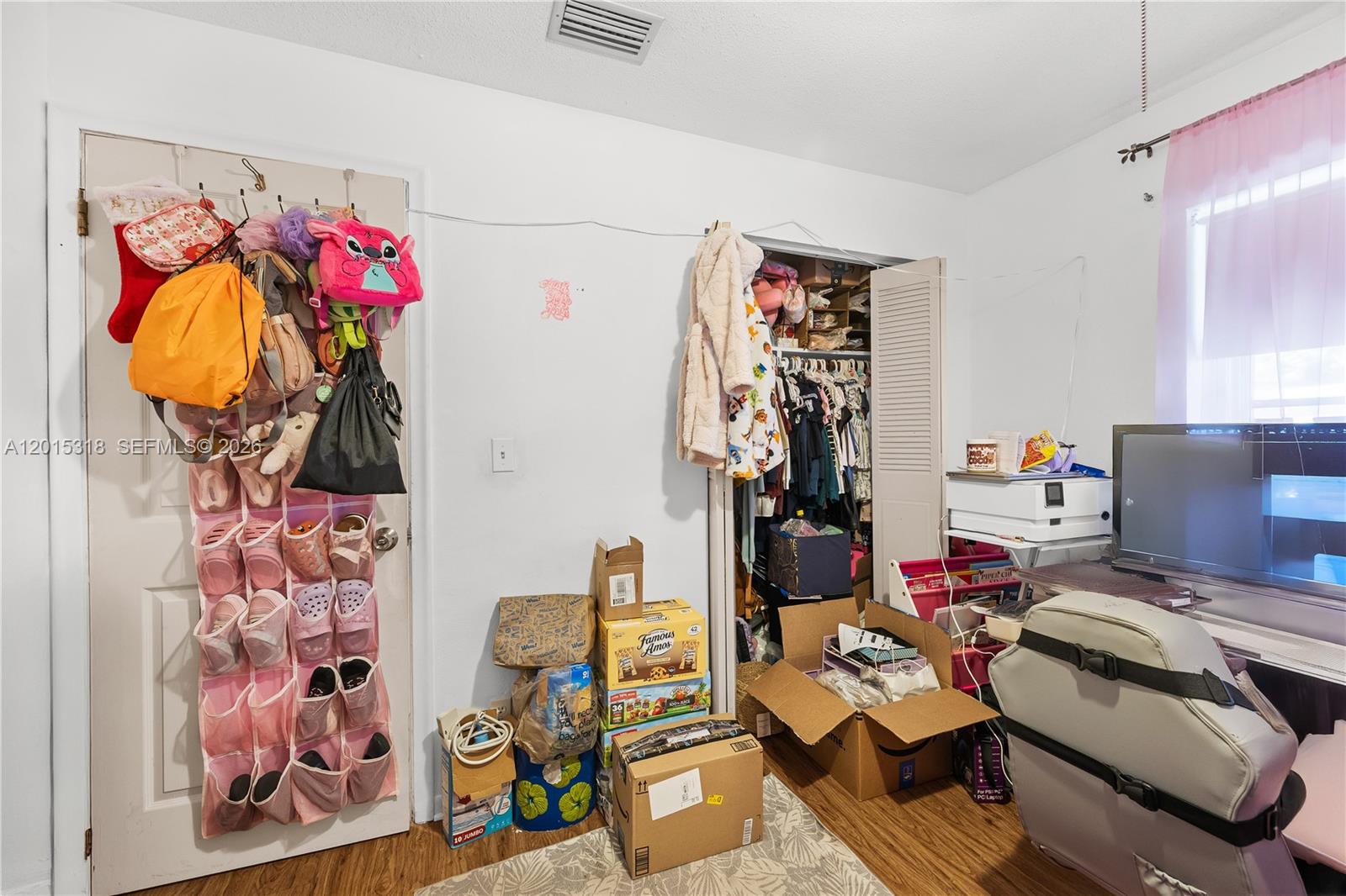 COLLEGE PARK ESTATES - Residential