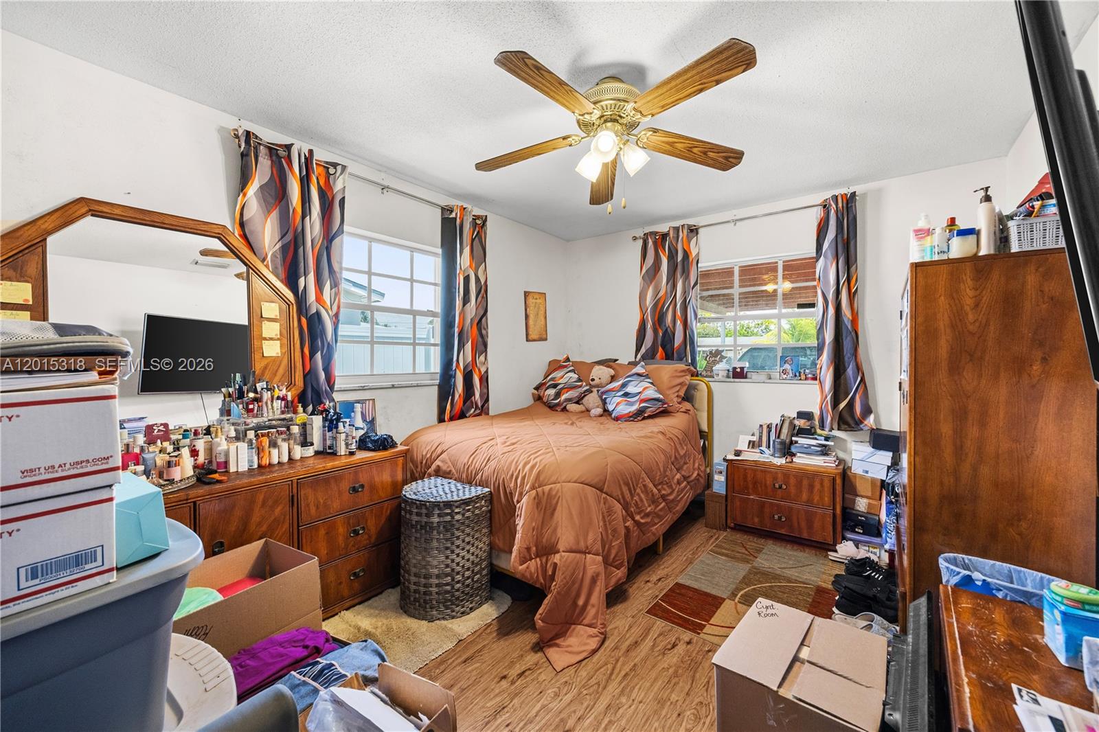COLLEGE PARK ESTATES - Residential