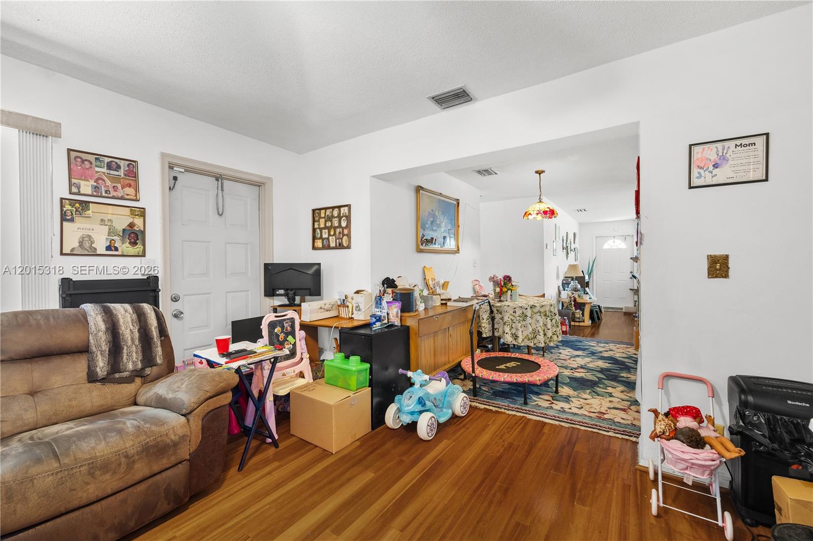 COLLEGE PARK ESTATES - Residential