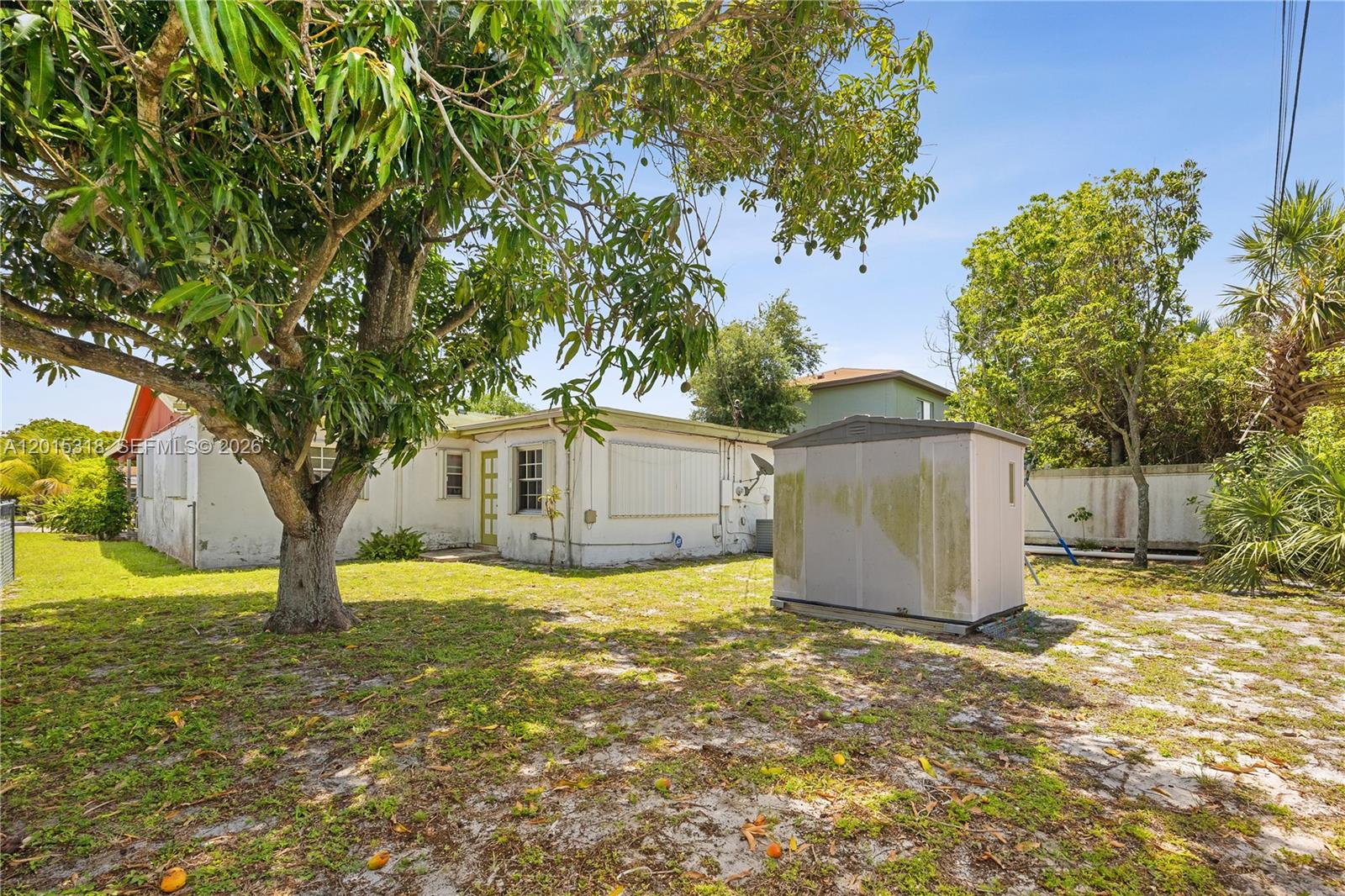 COLLEGE PARK ESTATES - Residential