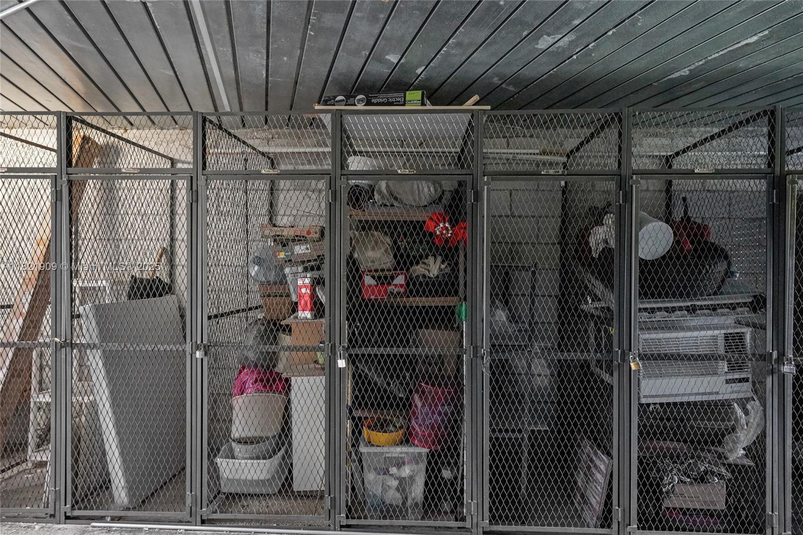 FAIRWAYS OF TAMARAC CONDO - Residential